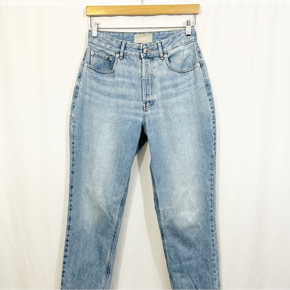 Everlane The Curvy 90s Cheeky Straight Jeans - Picture 3 of 11